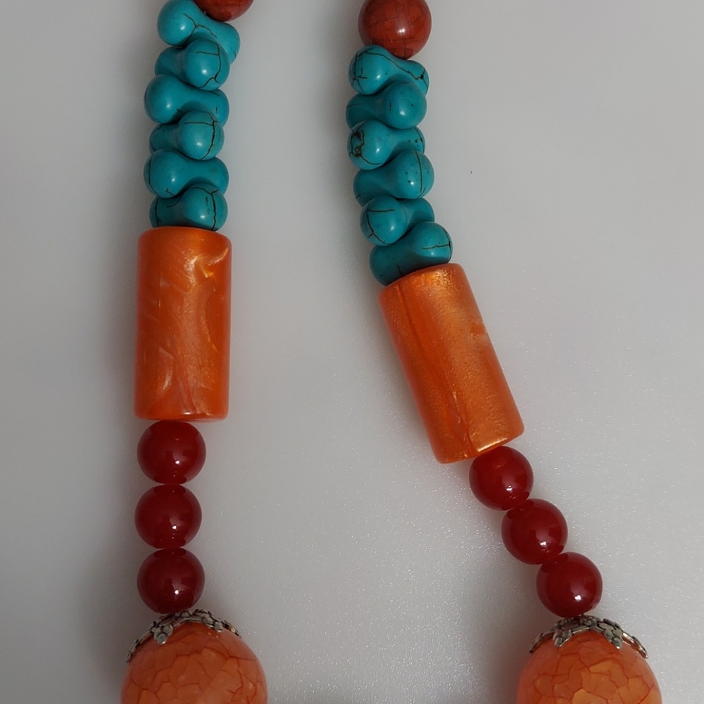 Mix with large orange beads necklace - Picture 6 of 13